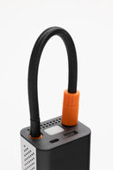 Inflador Portatil CRAFTERS para Bicis, Motos, Pelotas 160psi + Batería para el Celular
