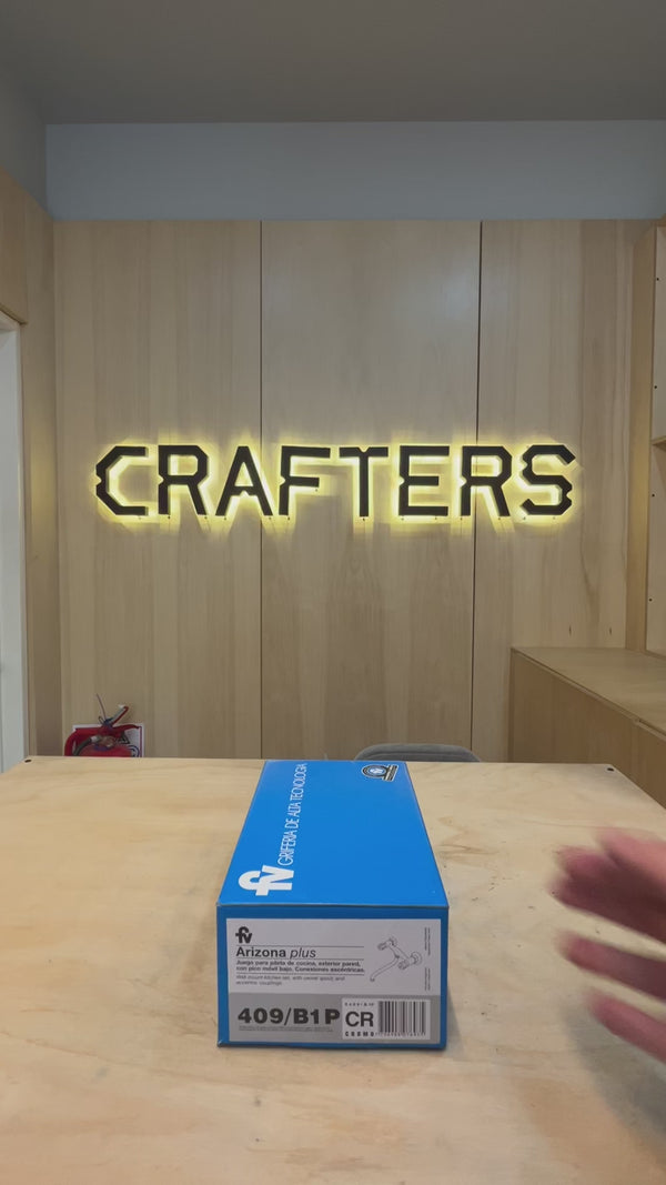 Grifería de Cocina FV Arizona Plus Exterior Pico Móvil Pared